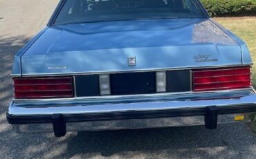 Mercury-Grand-Marquis-1982-Sedan-3