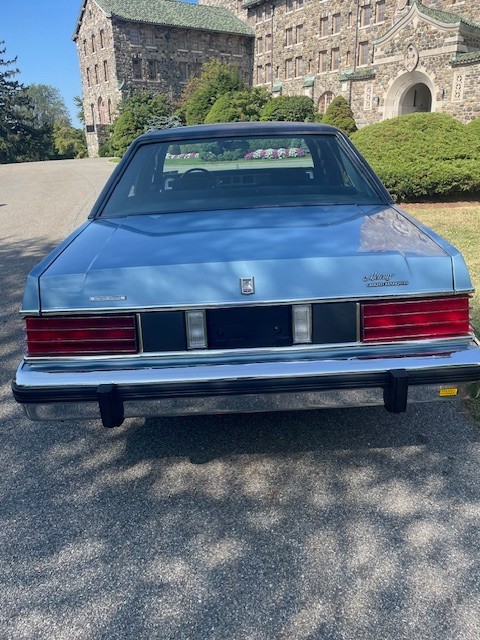 Mercury-Grand-Marquis-1982-Sedan-3