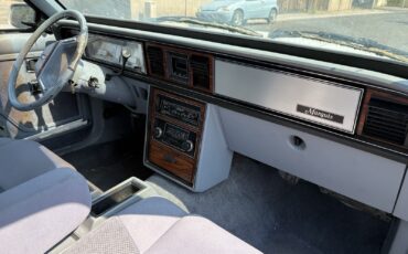 Mercury-Marquis-1984-Sedan-11