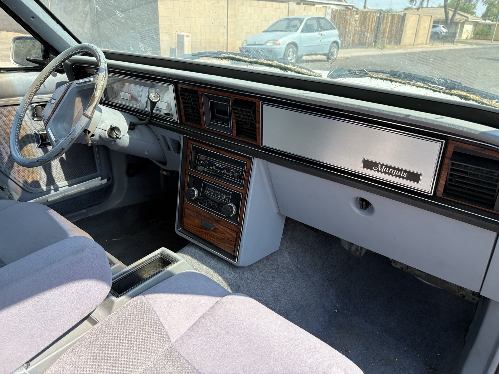 Mercury-Marquis-1984-Sedan-11