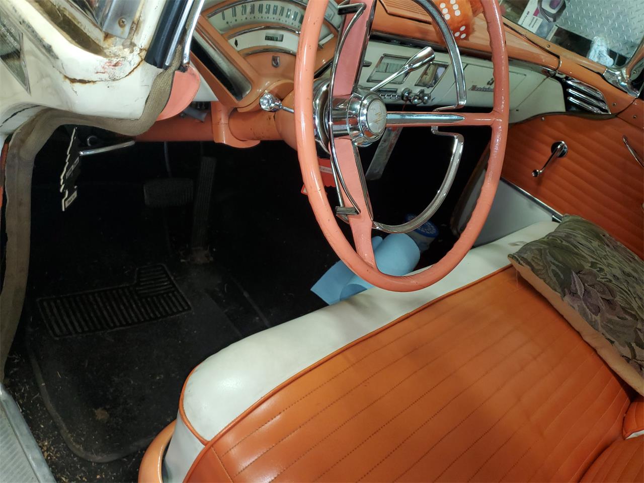 Mercury-Montclair-1956-Orange-and-White-Orange-and-White-10