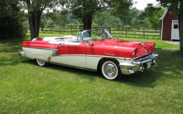 Mercury-Montclair-1956-Red-over-White-Red-and-White-12