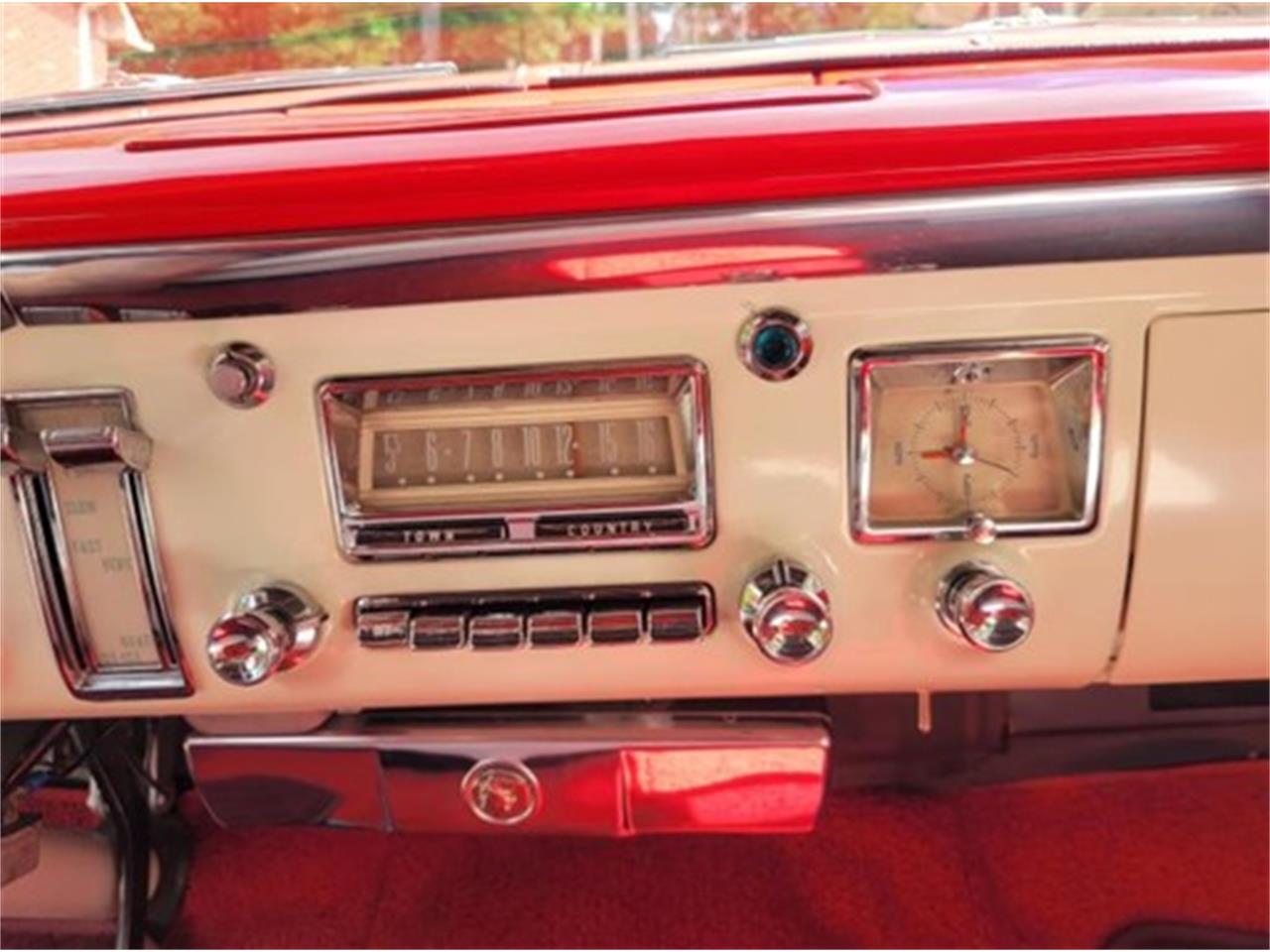 Mercury-Montclair-1956-Red-over-White-Red-and-White-4