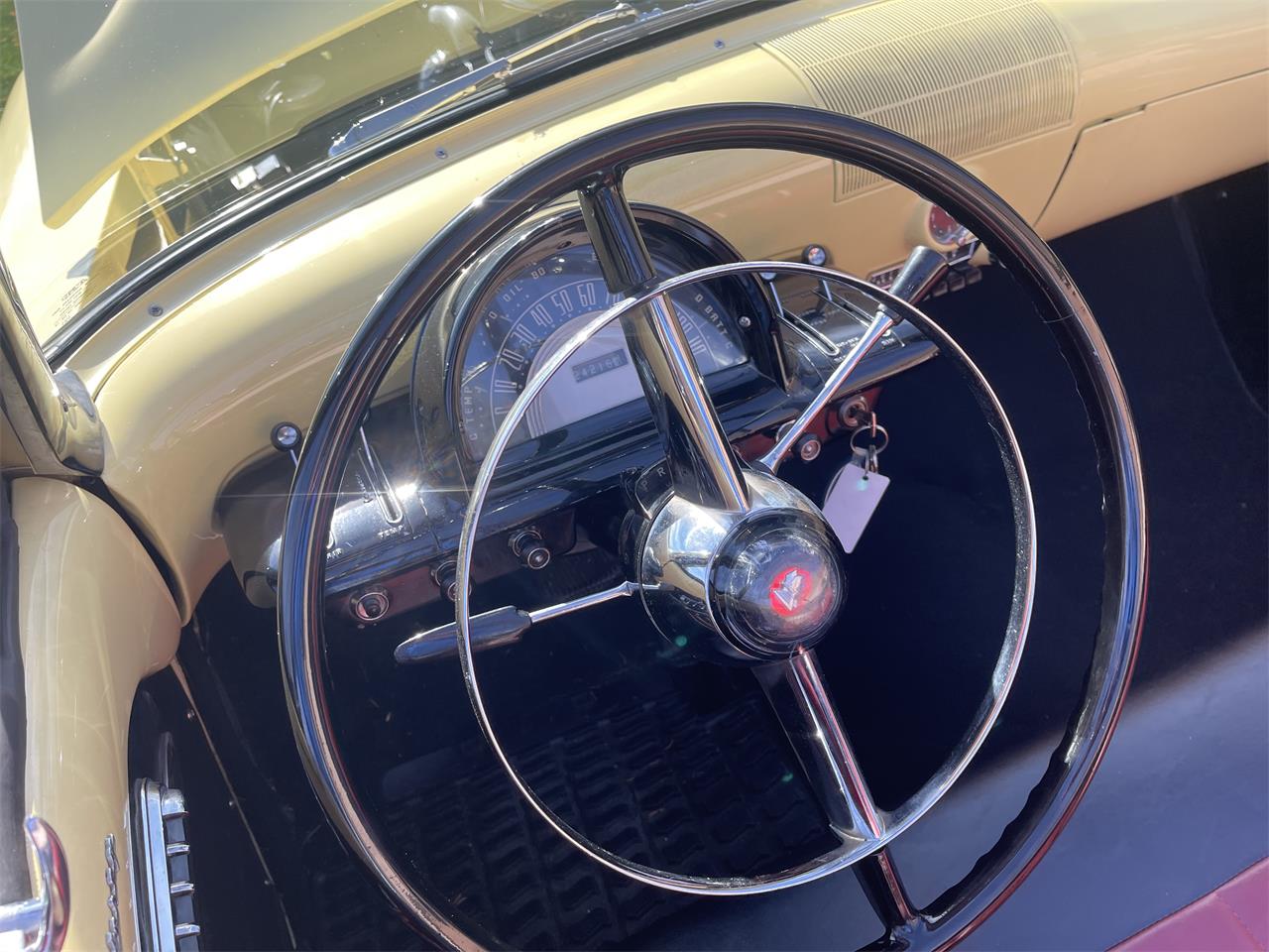 Mercury-Monterey-1952-Yellow-Blackred-1