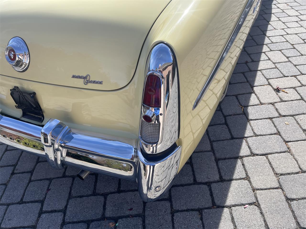 Mercury-Monterey-1952-Yellow-Blackred-15