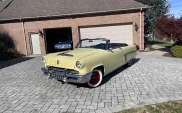 Mercury-Monterey-1952-Yellow-Blackred-2