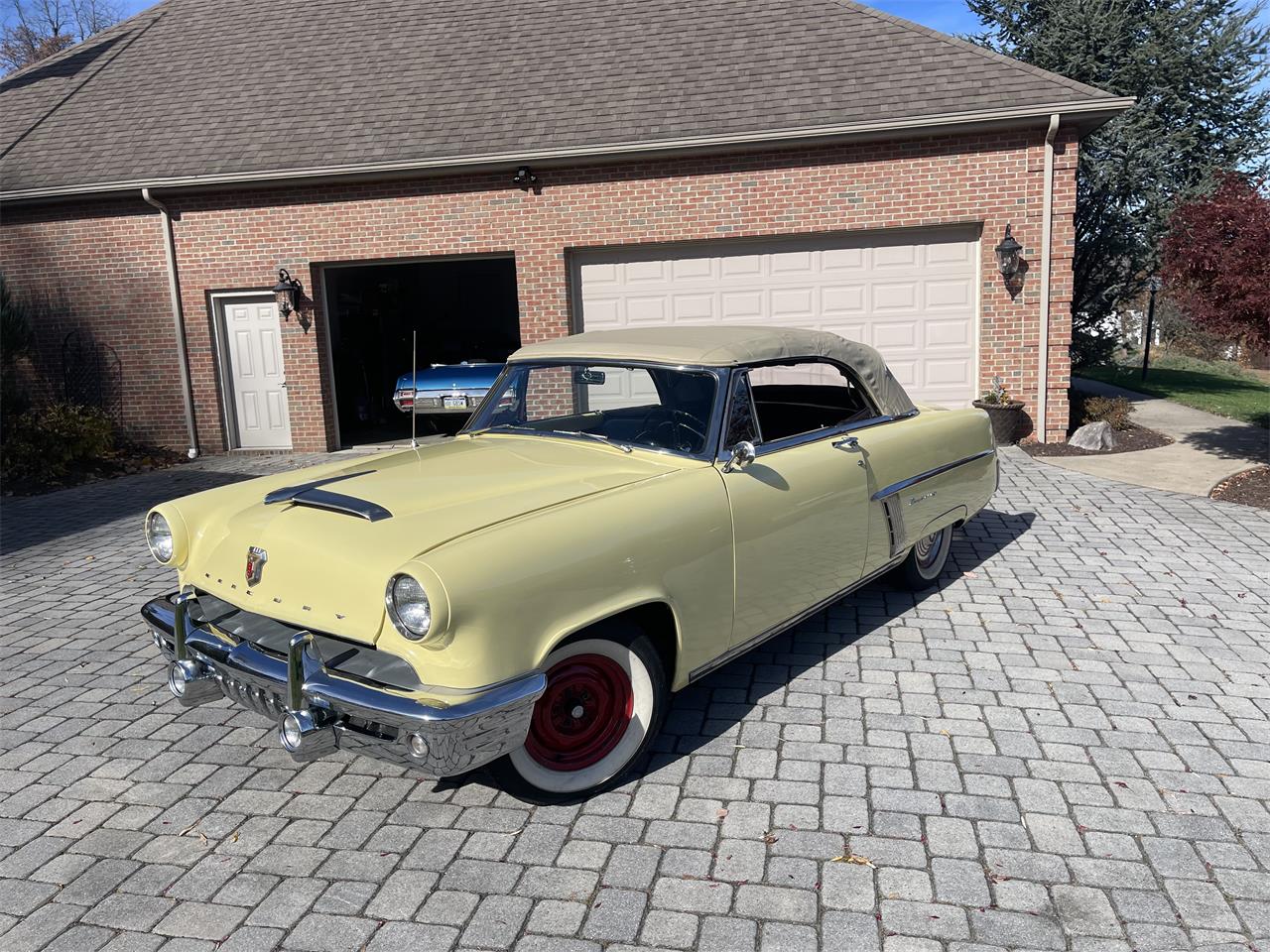 Mercury-Monterey-1952-Yellow-Blackred-8