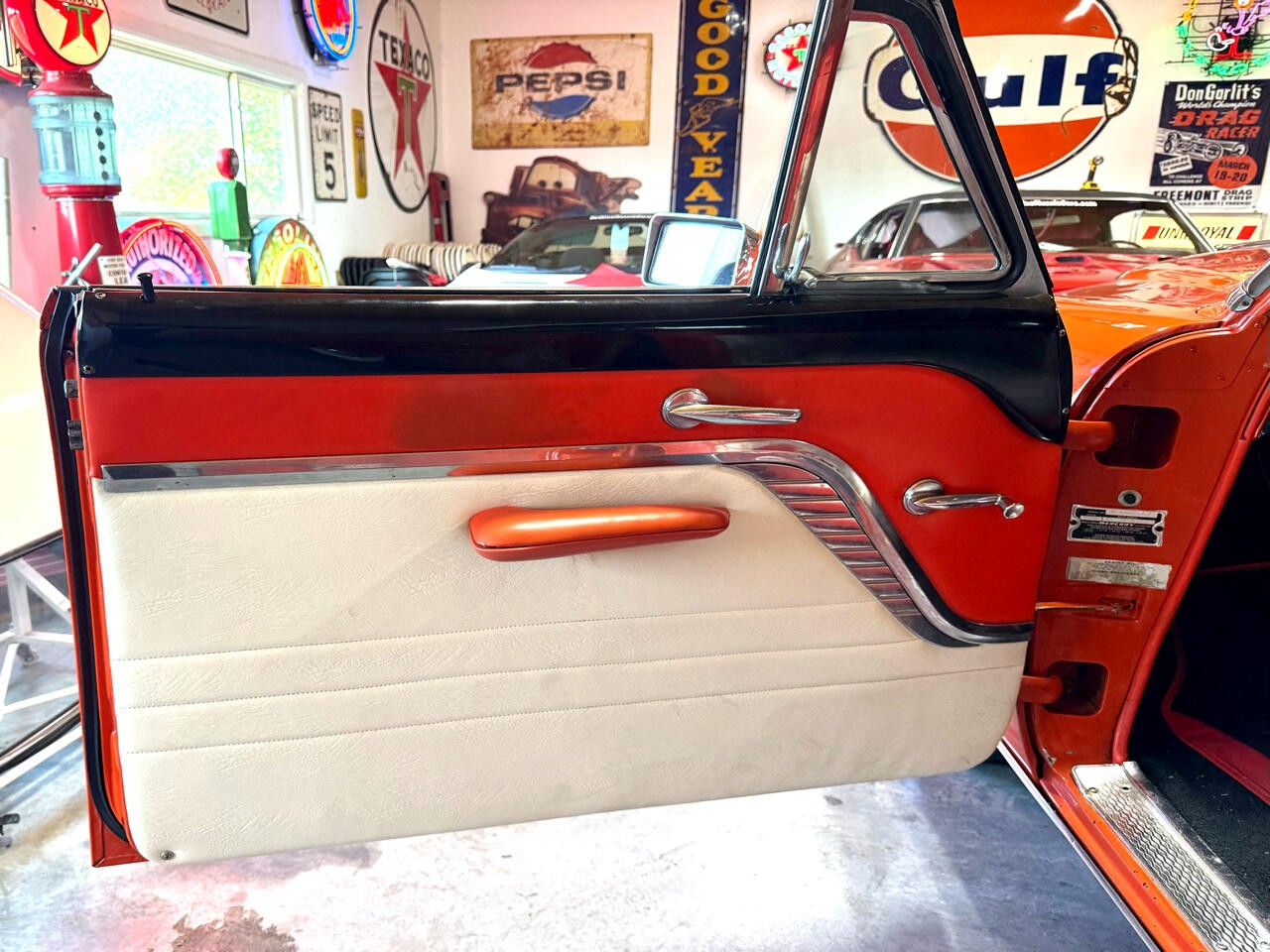 Mercury-Monterey-1953-Classic-Car-16