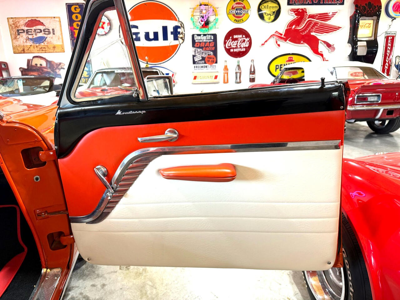 Mercury-Monterey-1953-Classic-Car-17