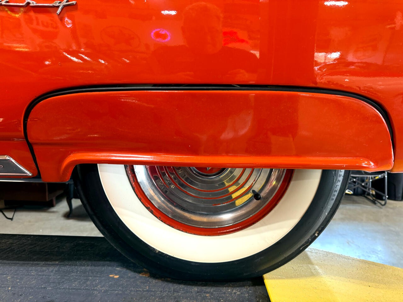 Mercury-Monterey-1953-Classic-Car-33