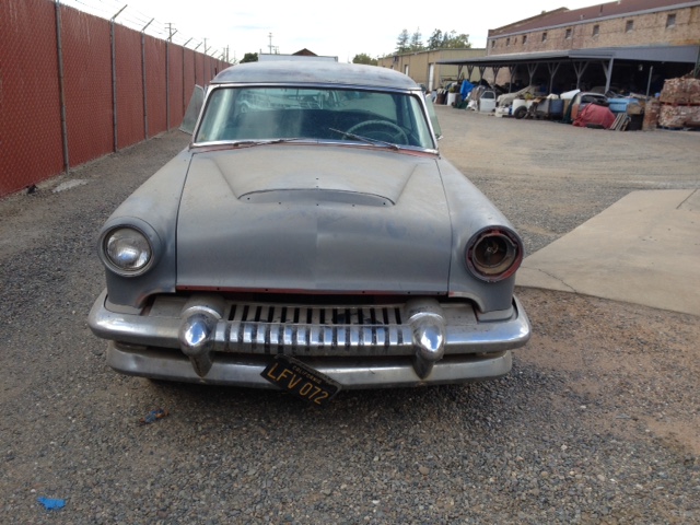 Mercury-Monterey-1954-Grey-Primer-Green-with-White-4
