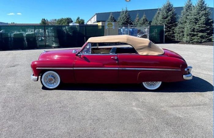 Mercury-Other-1949-Red-Tan-Leather-11