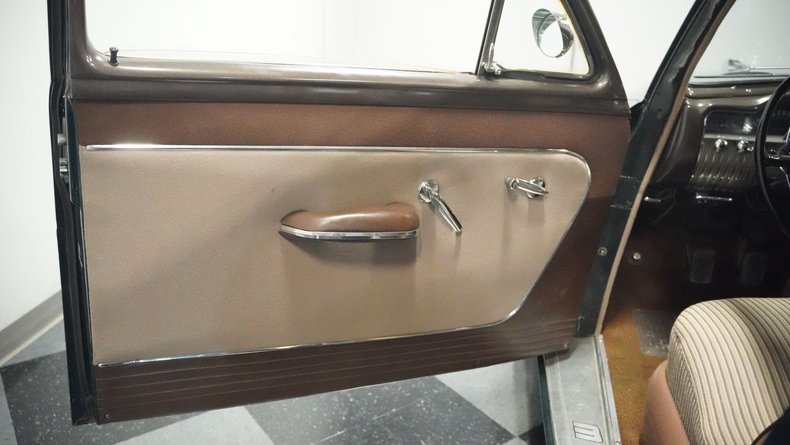 Mercury-Other-1951-Yosemite-Green-Tan-42
