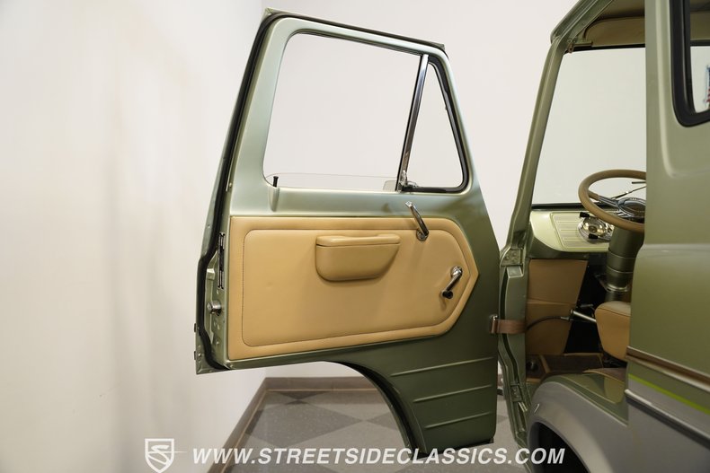 Mercury-Other-1965-Kiwi-Metallic-Tan-37