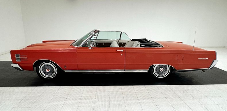 Mercury-Park-lane-1965-Carnival-Red-White-2