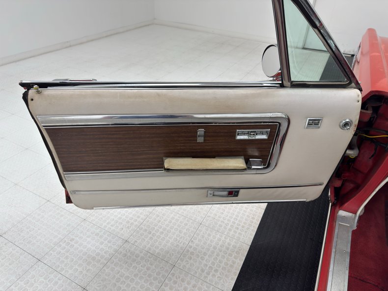 Mercury-Park-lane-1965-Carnival-Red-White-42