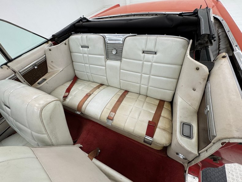 Mercury-Park-lane-1965-Carnival-Red-White-47