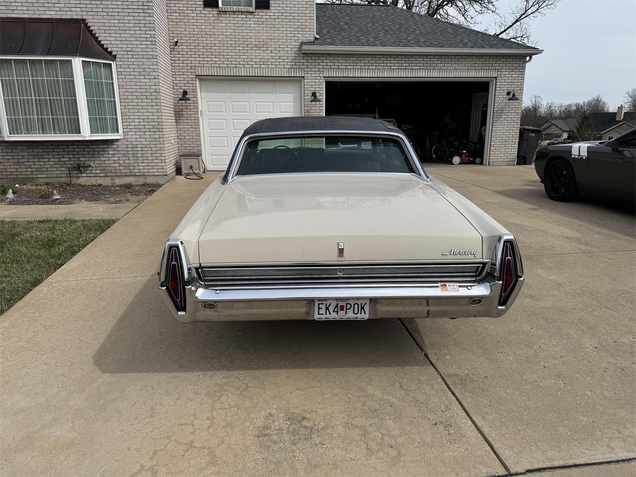 Mercury-Park-lane-1968-Beige-Black-12