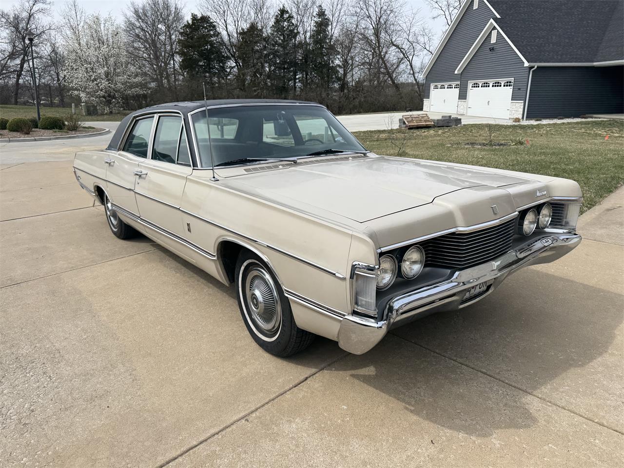 Mercury-Park-lane-1968-Beige-Black-16