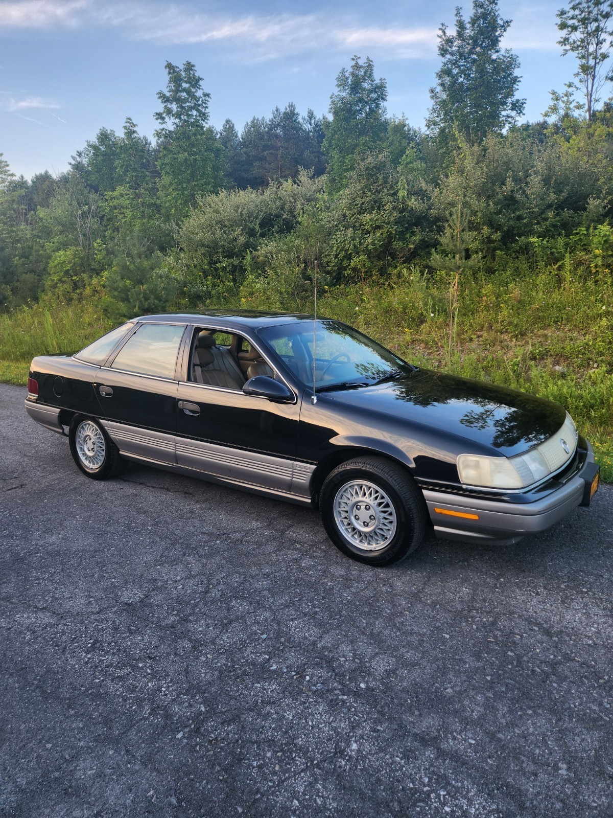 Mercury-Sable-1990-Sedan-1