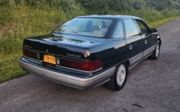 Mercury-Sable-1990-Sedan-2