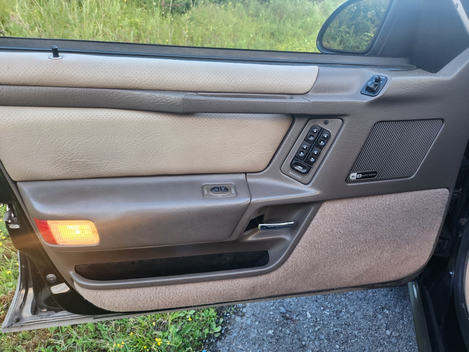 Mercury-Sable-1990-Sedan-4