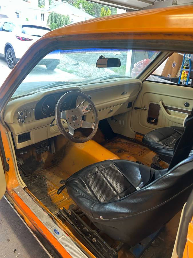 Mercury-comet-1976-orange-2