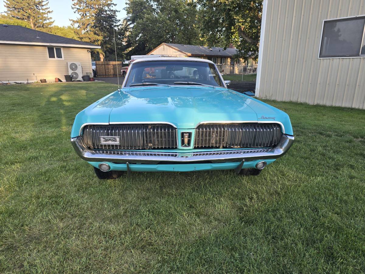 Mercury-cougar-1967-green-10
