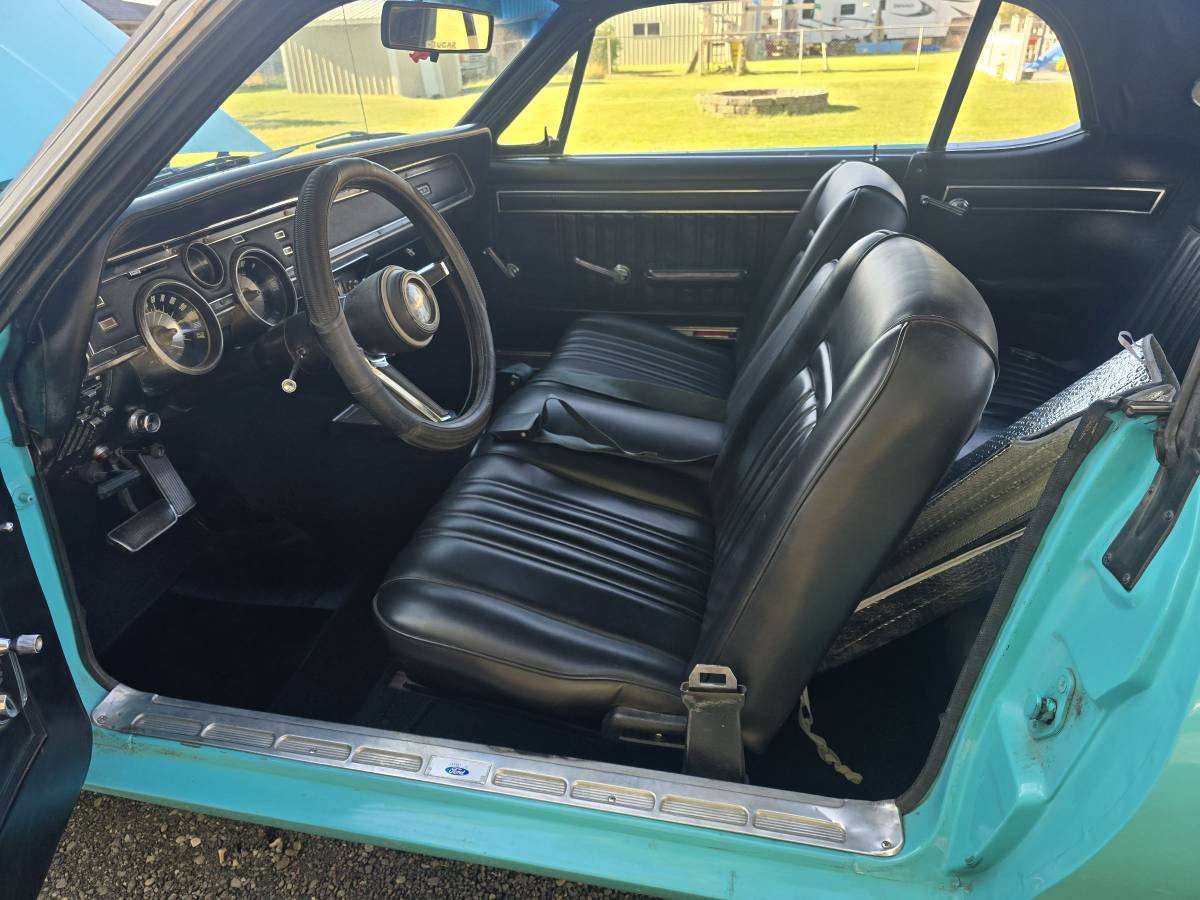 Mercury-cougar-1967-green-12