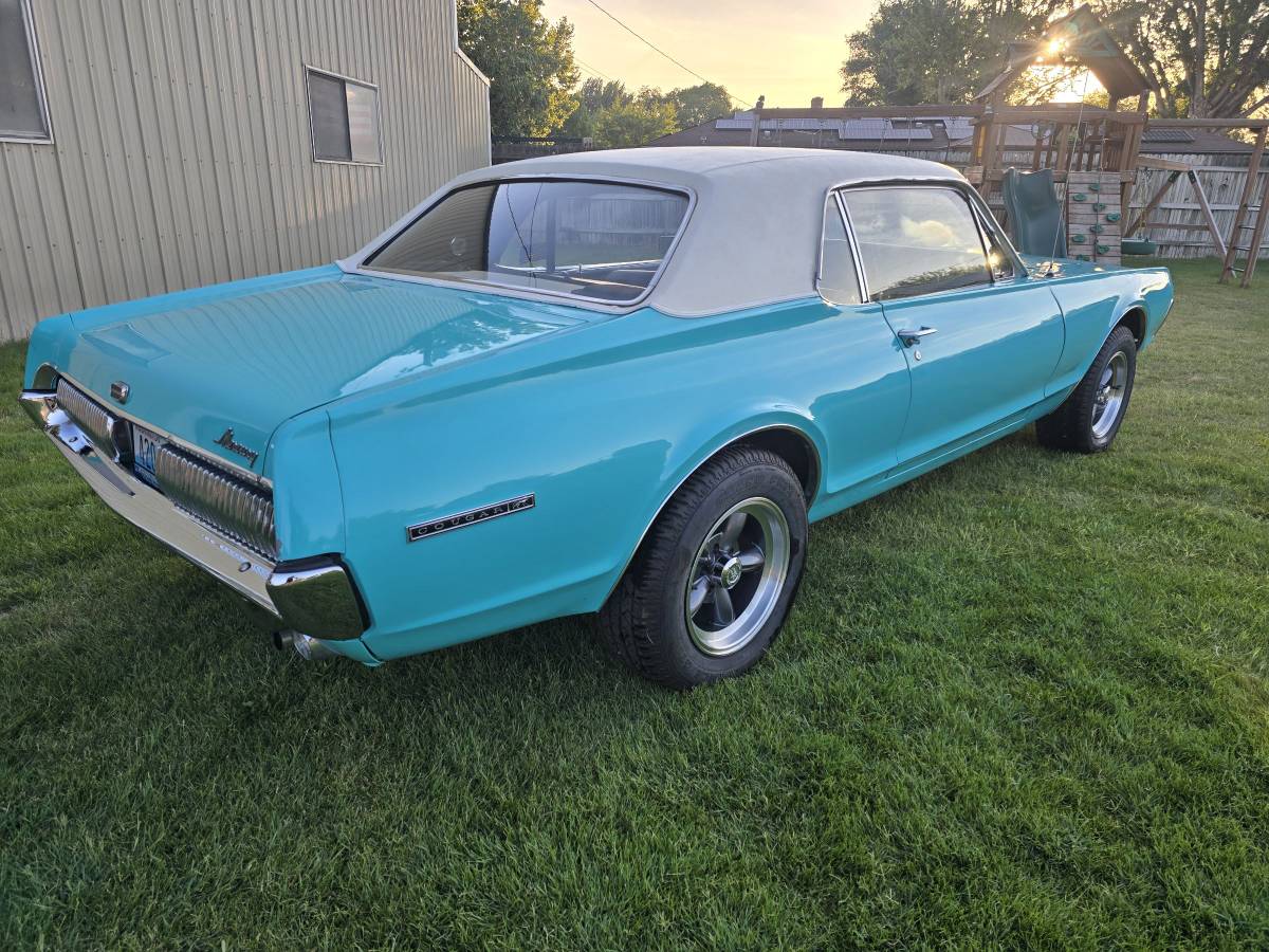 Mercury-cougar-1967-green-3