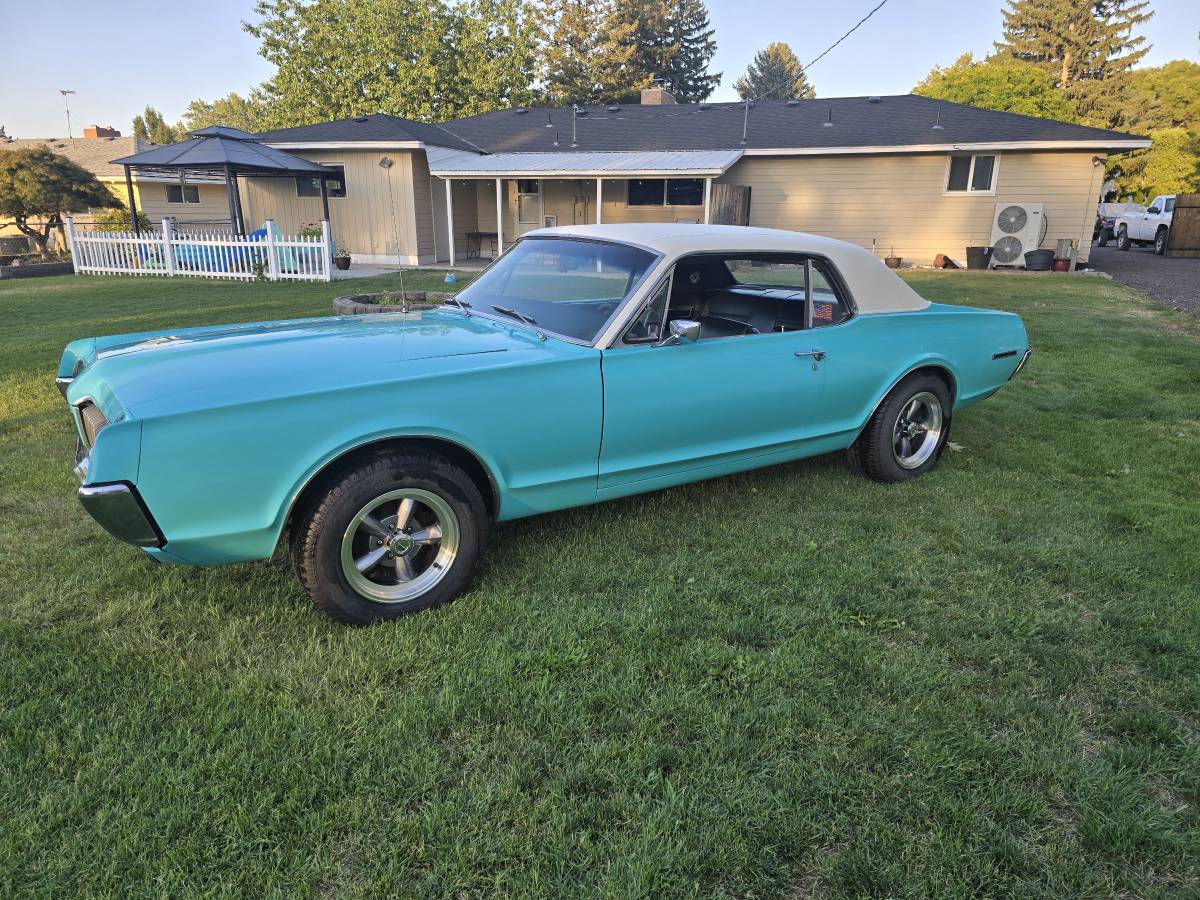 Mercury-cougar-1967-green-4