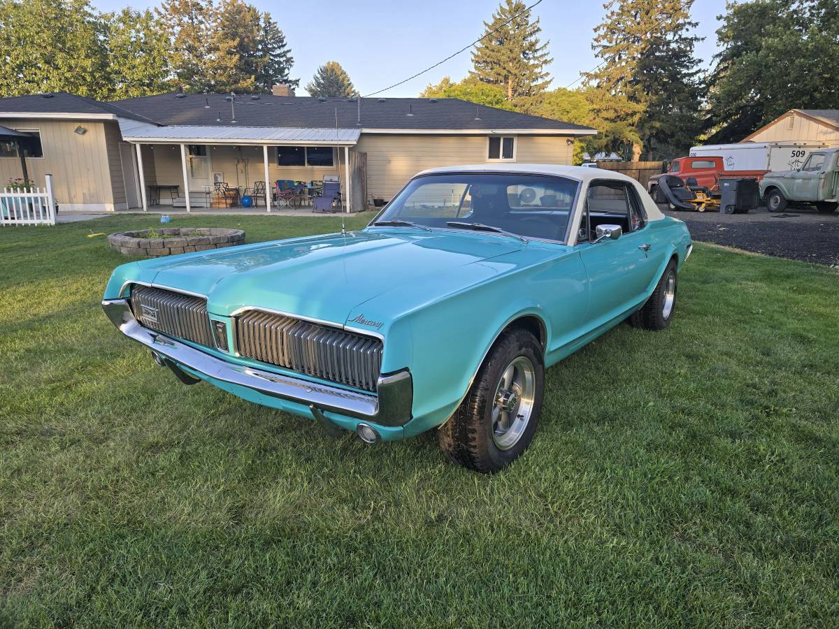 Mercury-cougar-1967-green-6