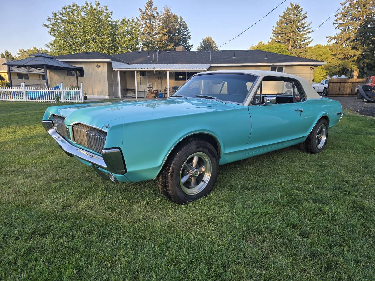Mercury-cougar-1967-green-7