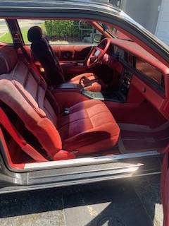 Mercury-cougar-1983-black-2