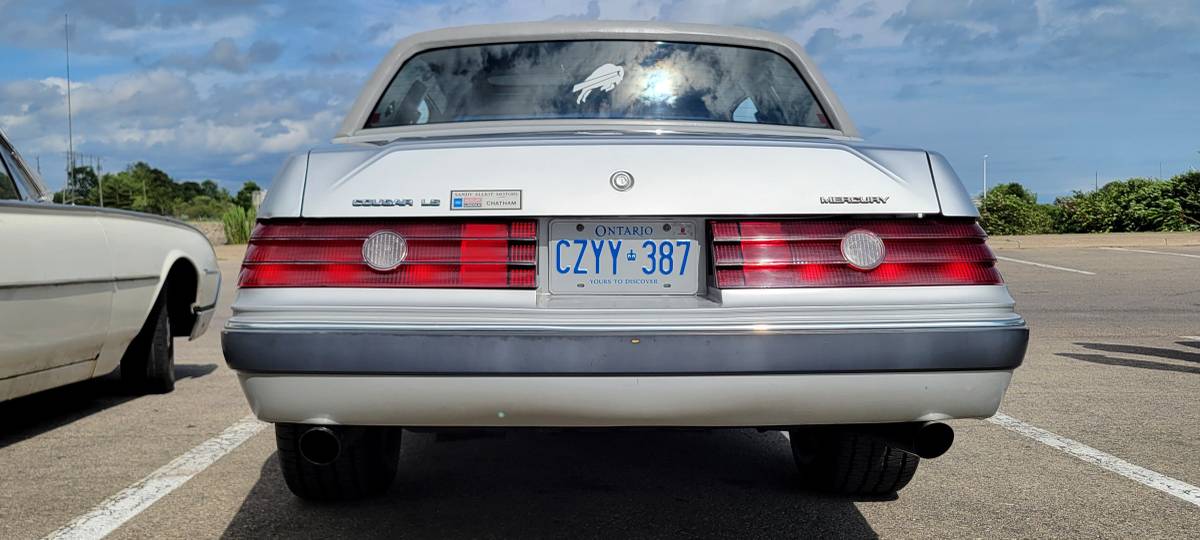 Mercury-cougar-1984-silver-1