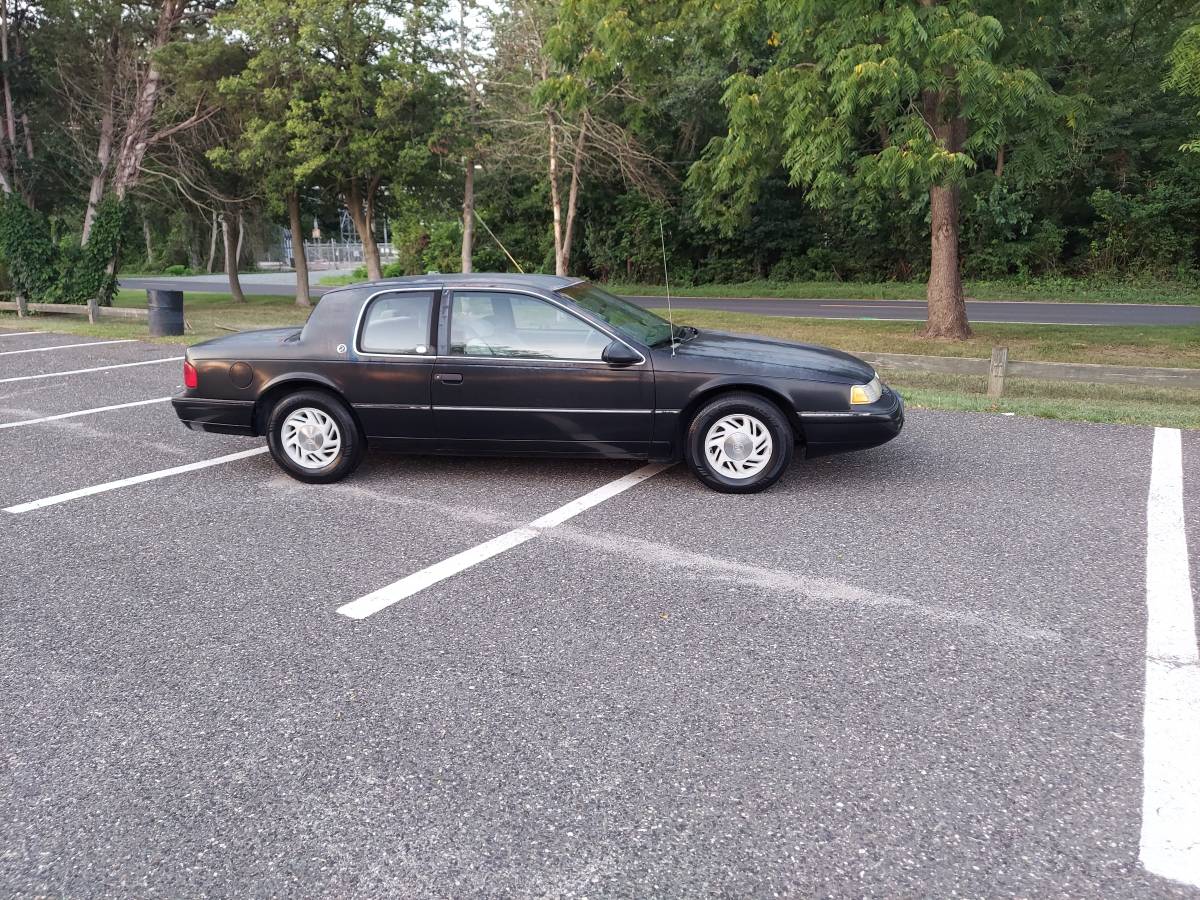 Mercury-cougar-1991-black-6