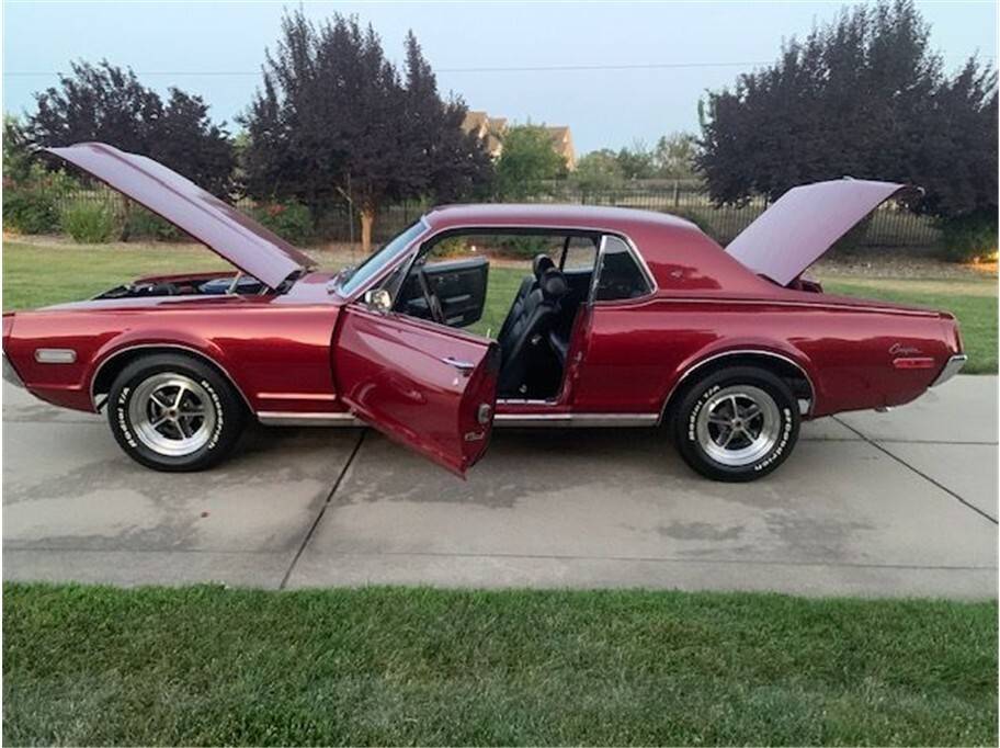 Mercury-cougar-xr7-1968-15