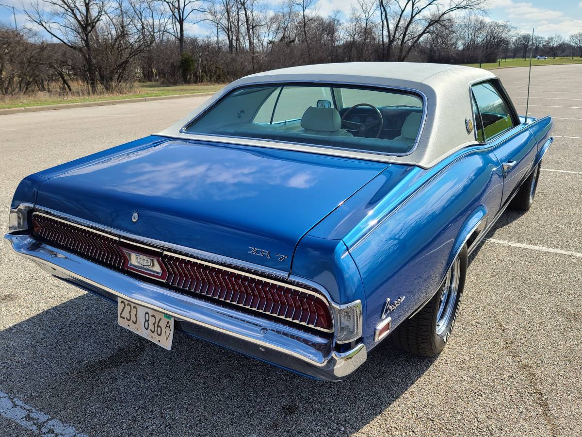 Mercury-cougar-xr7-1969-blue-19
