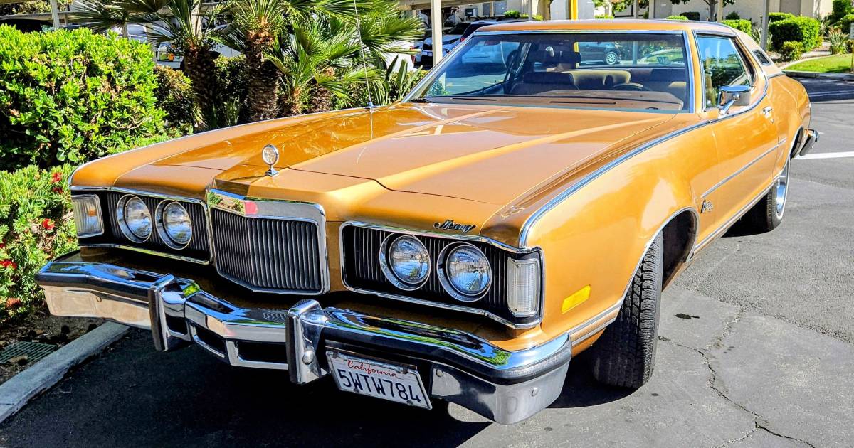 Mercury-cougar-xr7-1975-custom-10