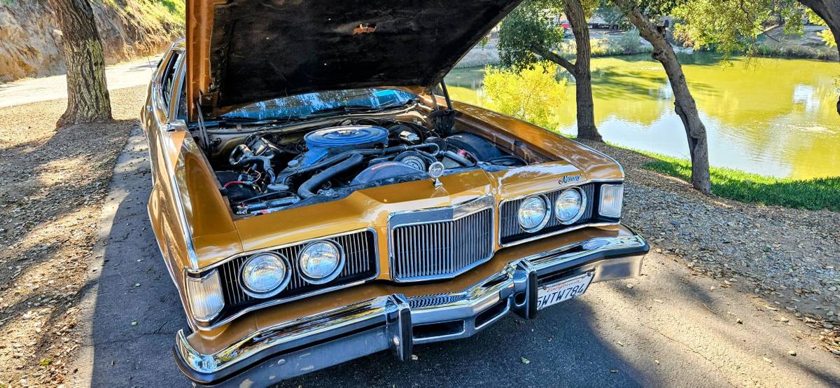 Mercury-cougar-xr7-1975-custom-20