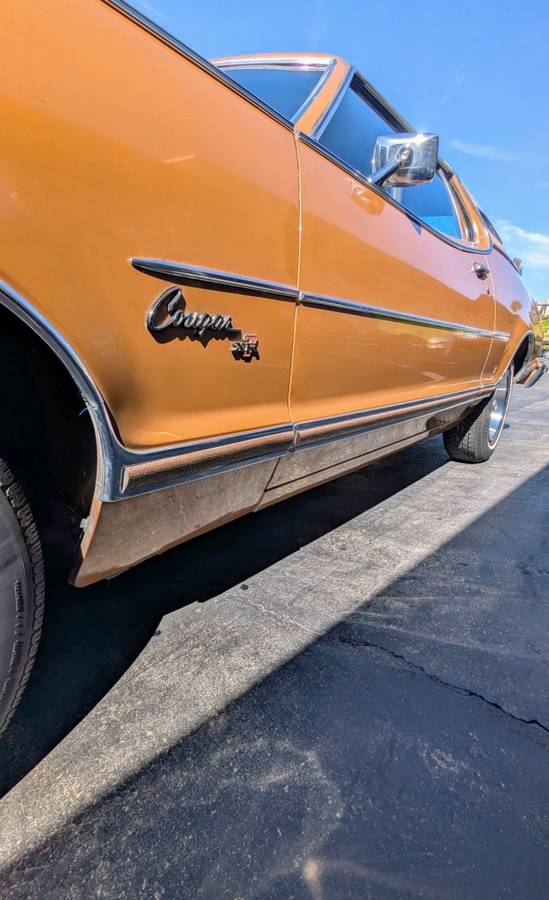 Mercury-cougar-xr7-1975-custom-23