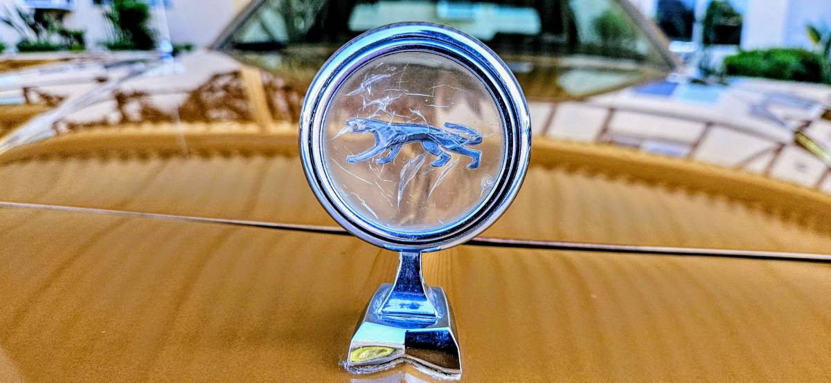 Mercury-cougar-xr7-1975-custom-6