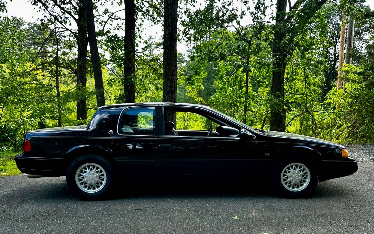 Mercury-cougar-xr7-1993-12