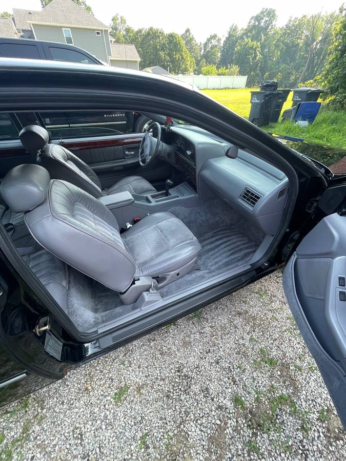 Mercury-cougar-xr7-1993-18