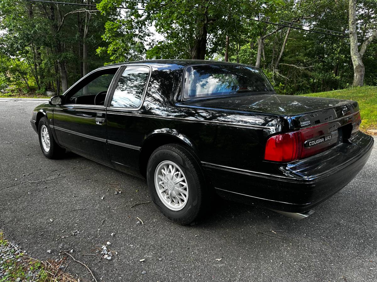 Mercury-cougar-xr7-1993-5