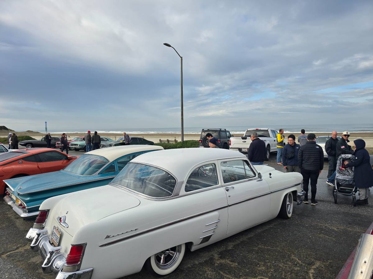 Mercury-custom-1954-white-9