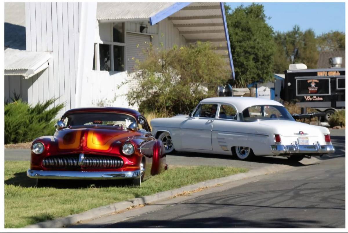 Mercury-custom-1954-white