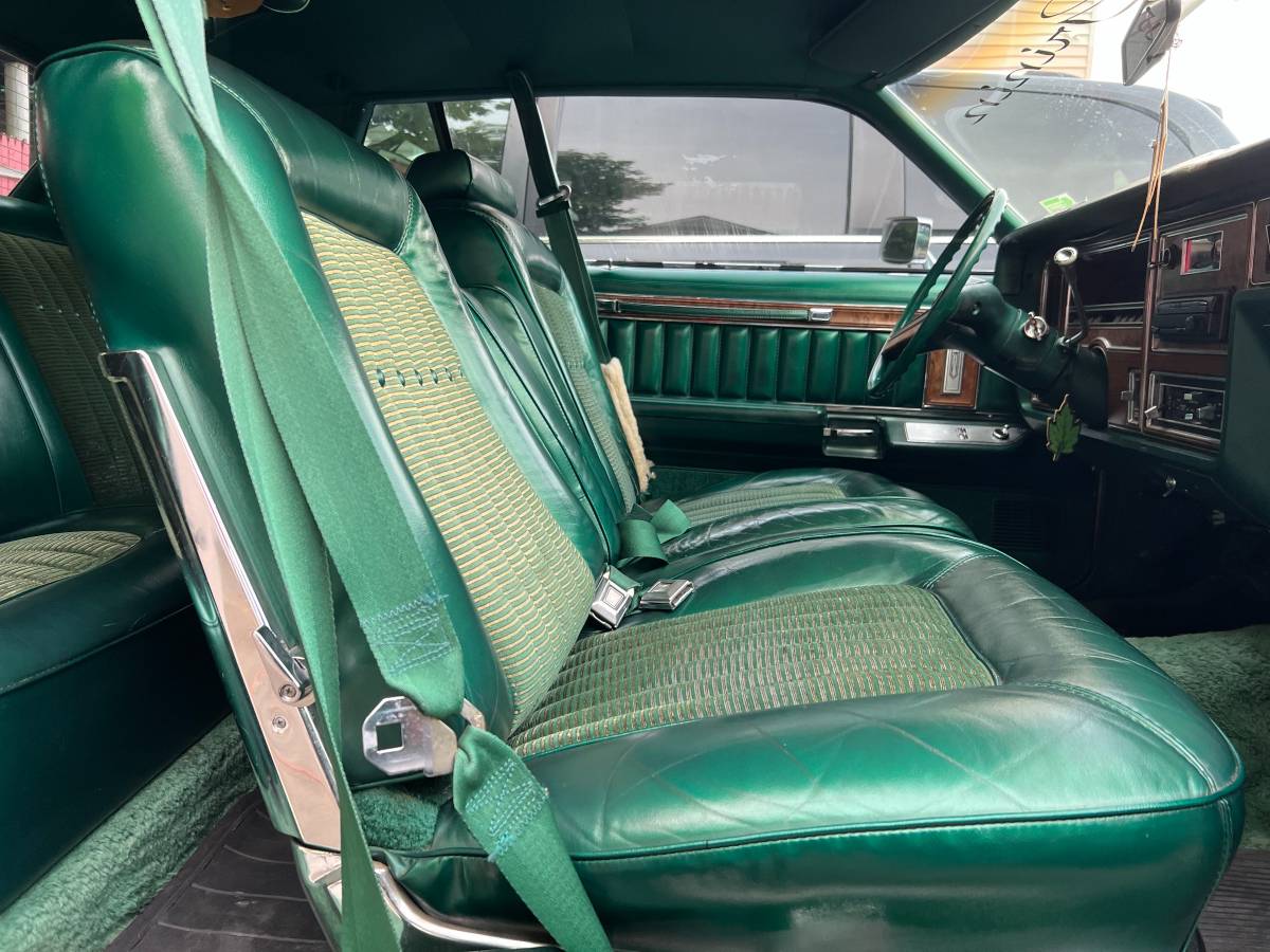 Mercury-grand-marquis-1977-custom-5