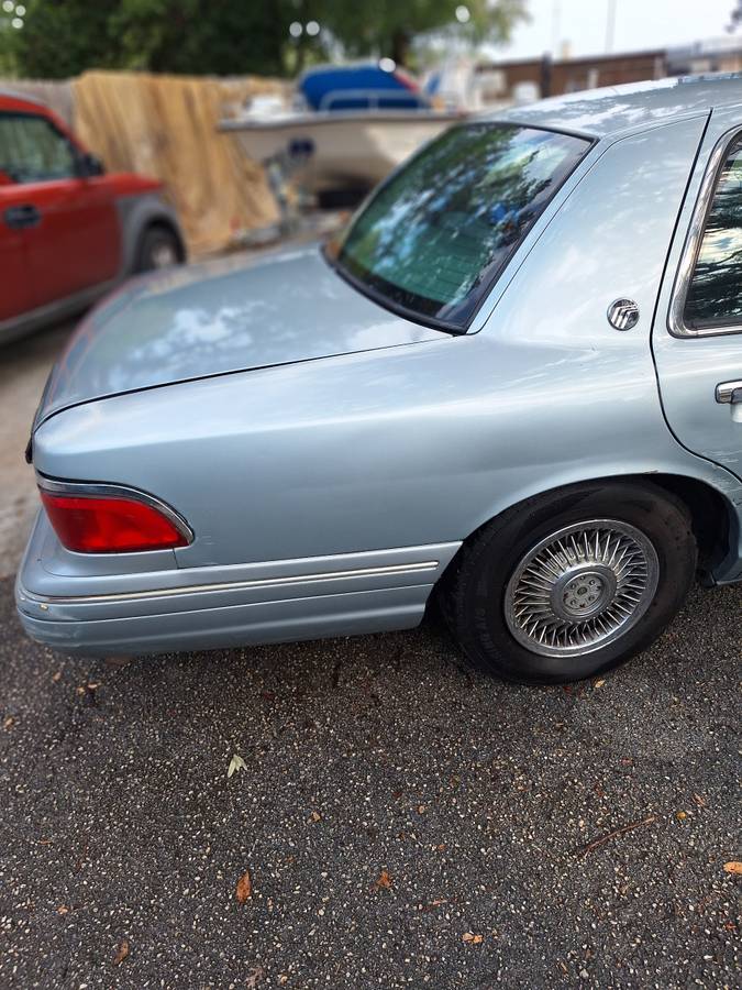 Mercury-grand-marquis-1986-blue-12