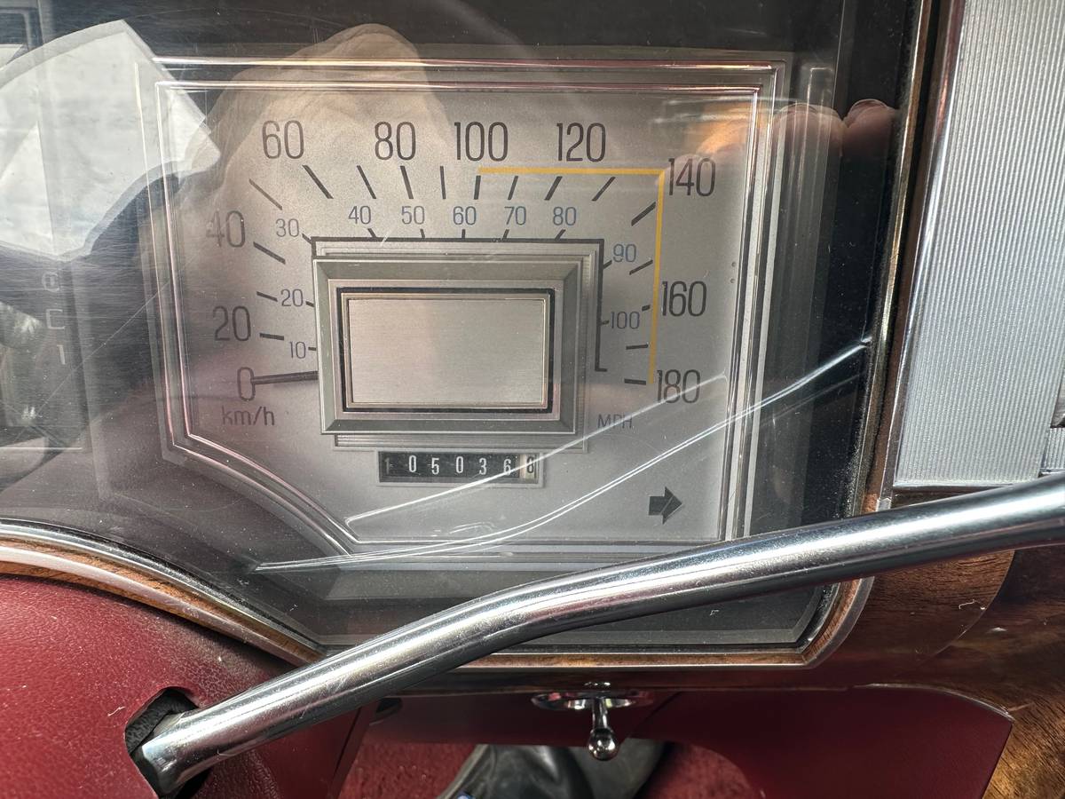 Mercury-grand-marquis-ls-1985-white-11